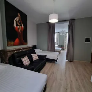 Apartment Marco Polo Midi, Brussels
